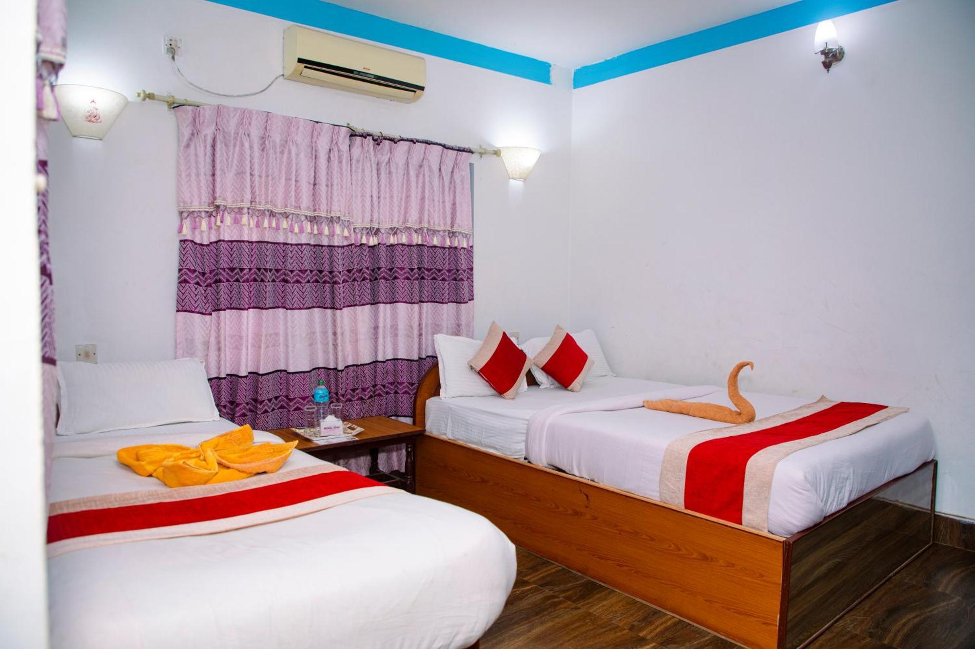 Hotel Shiva'S Dream Sauraha Exterior foto
