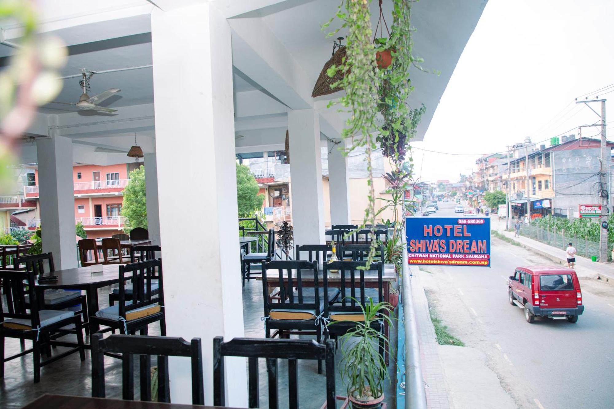 Hotel Shiva'S Dream Sauraha Exterior foto