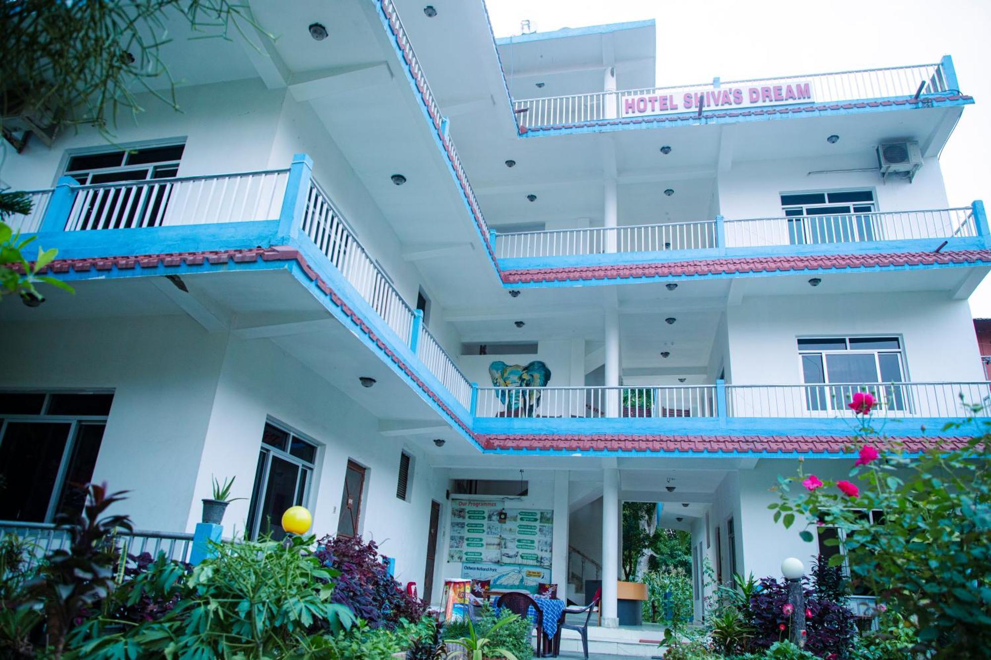 Hotel Shiva'S Dream Sauraha Exterior foto