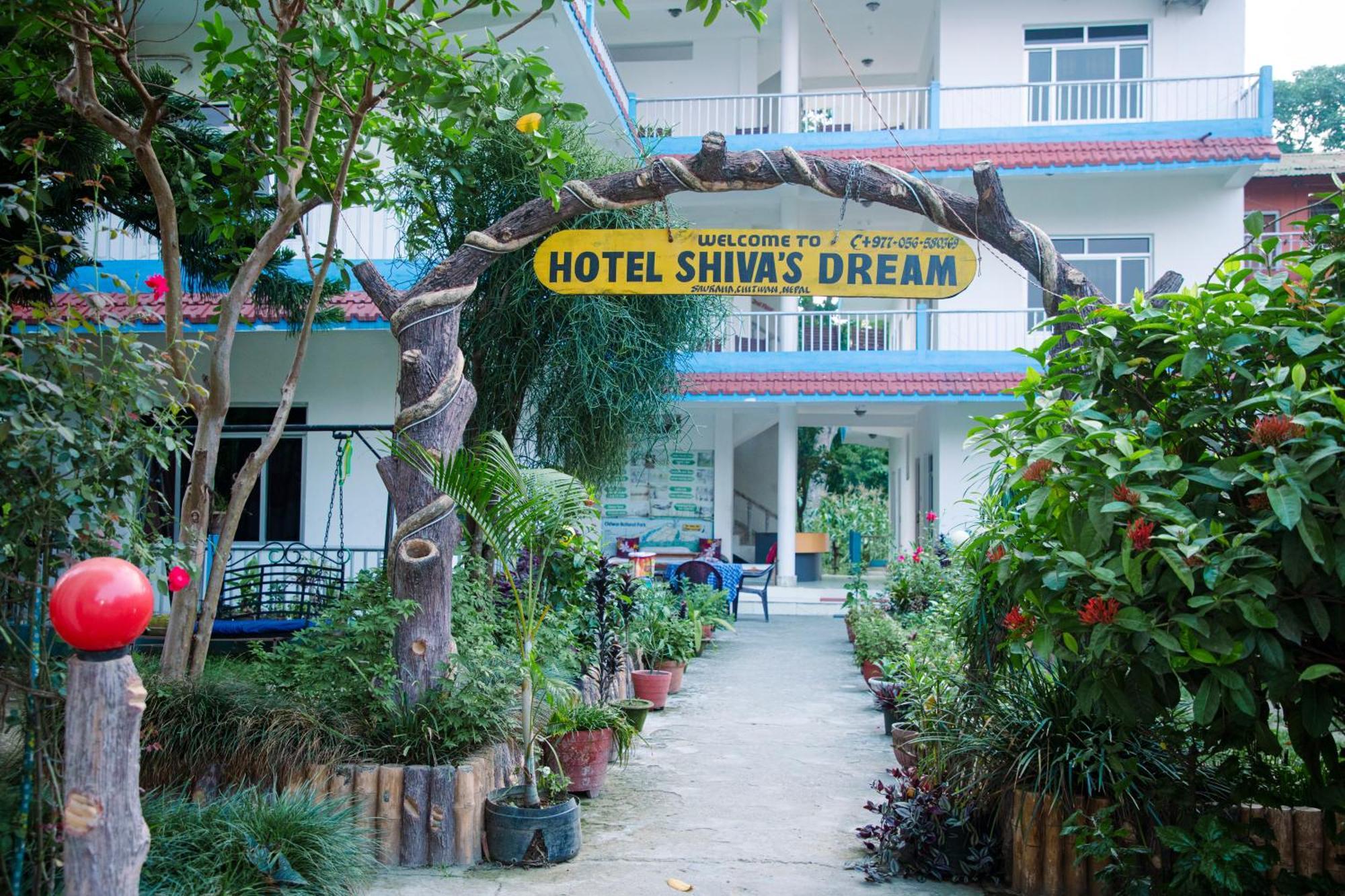 Hotel Shiva'S Dream Sauraha Exterior foto