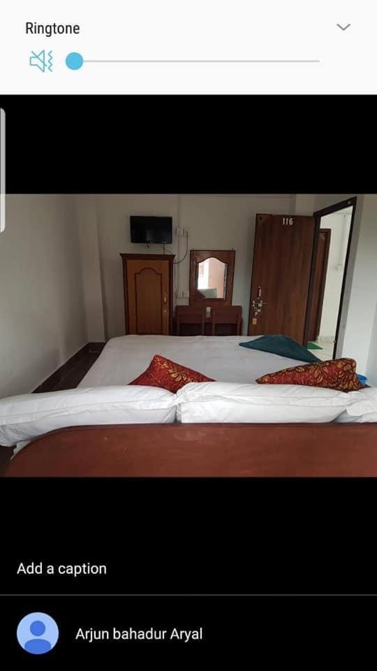 Hotel Shiva'S Dream Sauraha Exterior foto