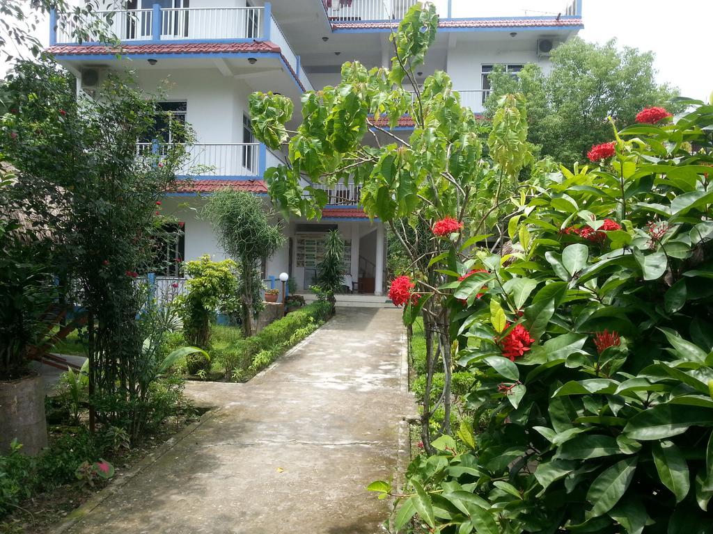 Hotel Shiva'S Dream Sauraha Exterior foto