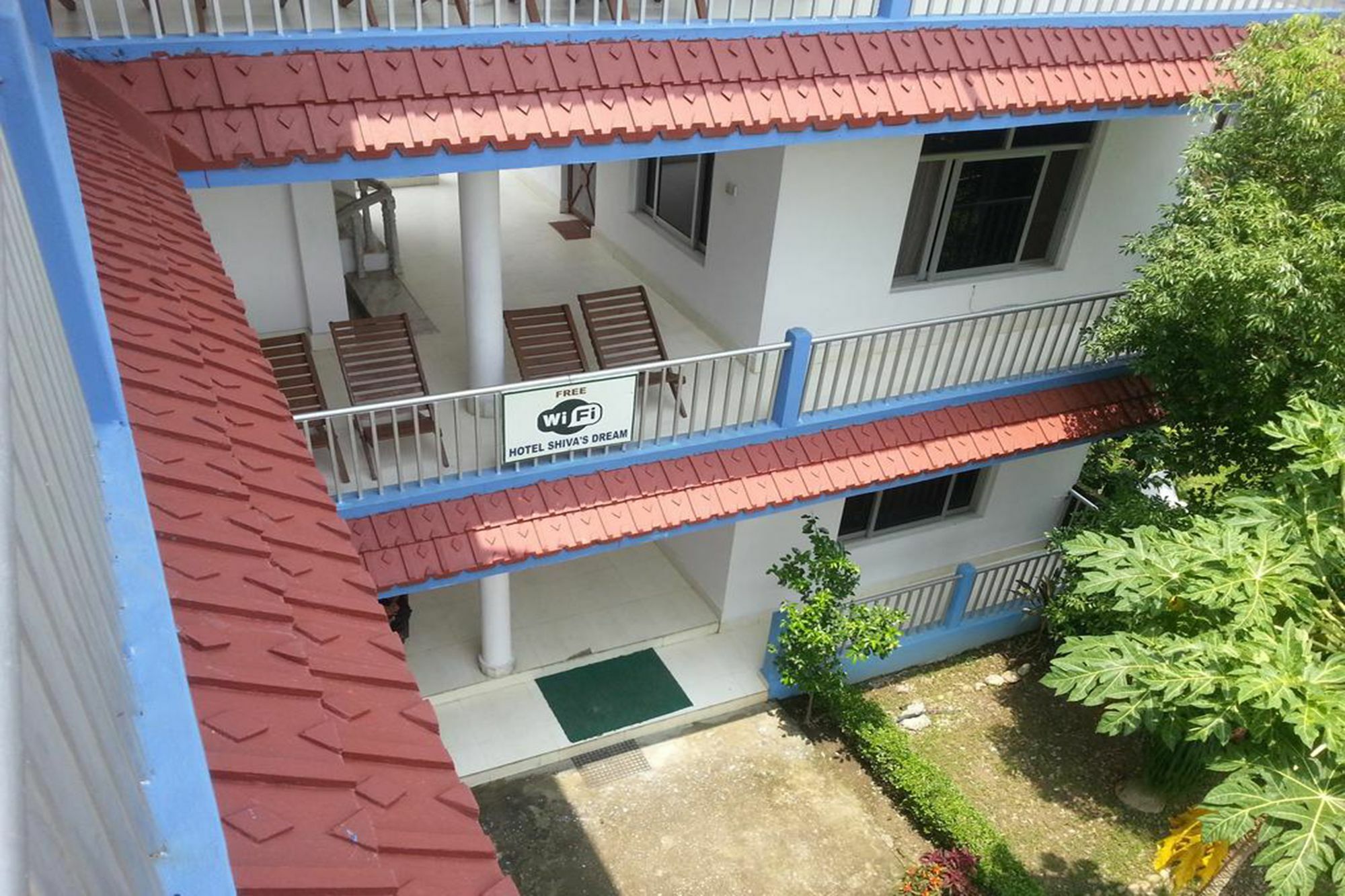 Hotel Shiva'S Dream Sauraha Exterior foto